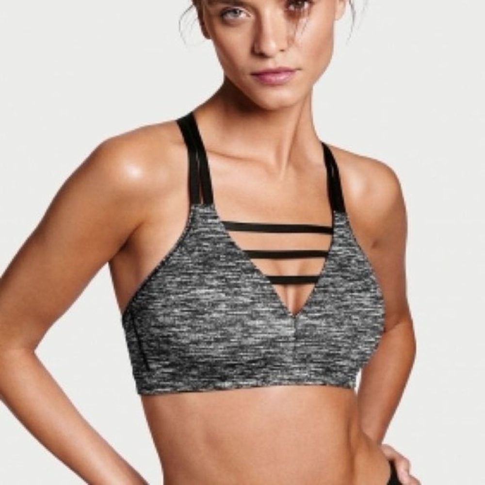 Victoria's Secret Gray Strappy Sports Bra XS